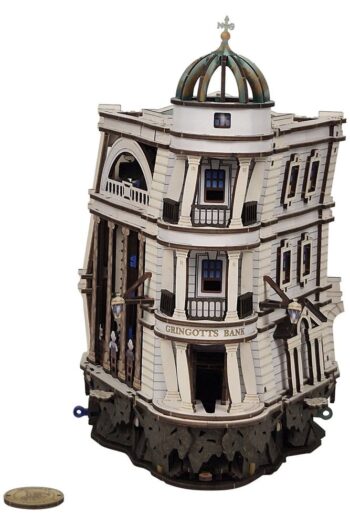 Harry Potter Wooden Model Kit Gringotts Bank Marble Run