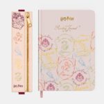 Harry Potter The Readers Club Reading Journal with Built In Pouch English *English Version*
