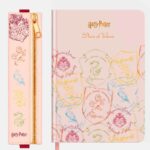 Harry Potter The Readers Club Reading Journal with Built In Pouch Spanish *Spanish Version*