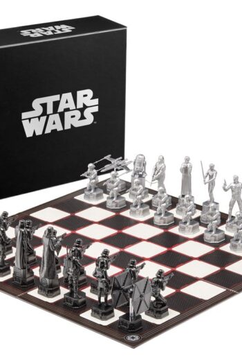 Star Wars Original Trilogy Chess Set 47 cm